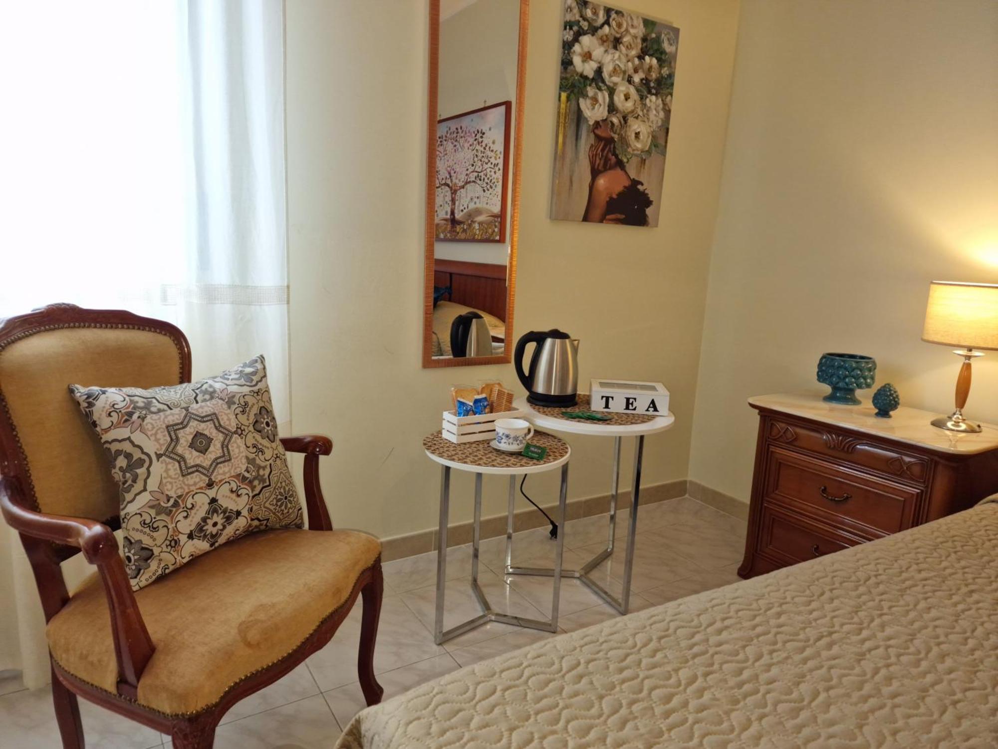 Lorenzo Guest Suite With Free Private Parking-- Cantieri Culturali Palermo Kültér fotó