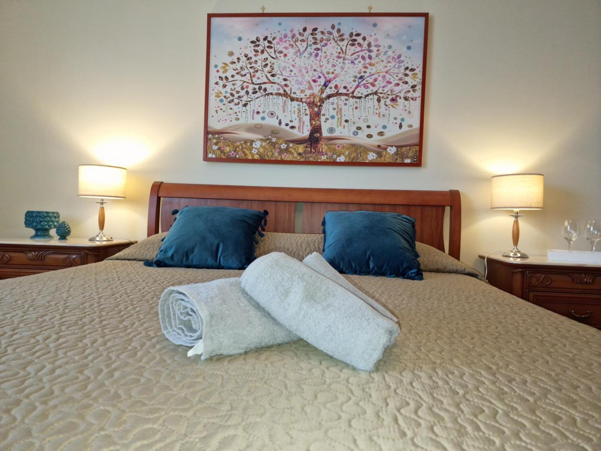 Lorenzo Guest Suite With Free Private Parking-- Cantieri Culturali Palermo Kültér fotó