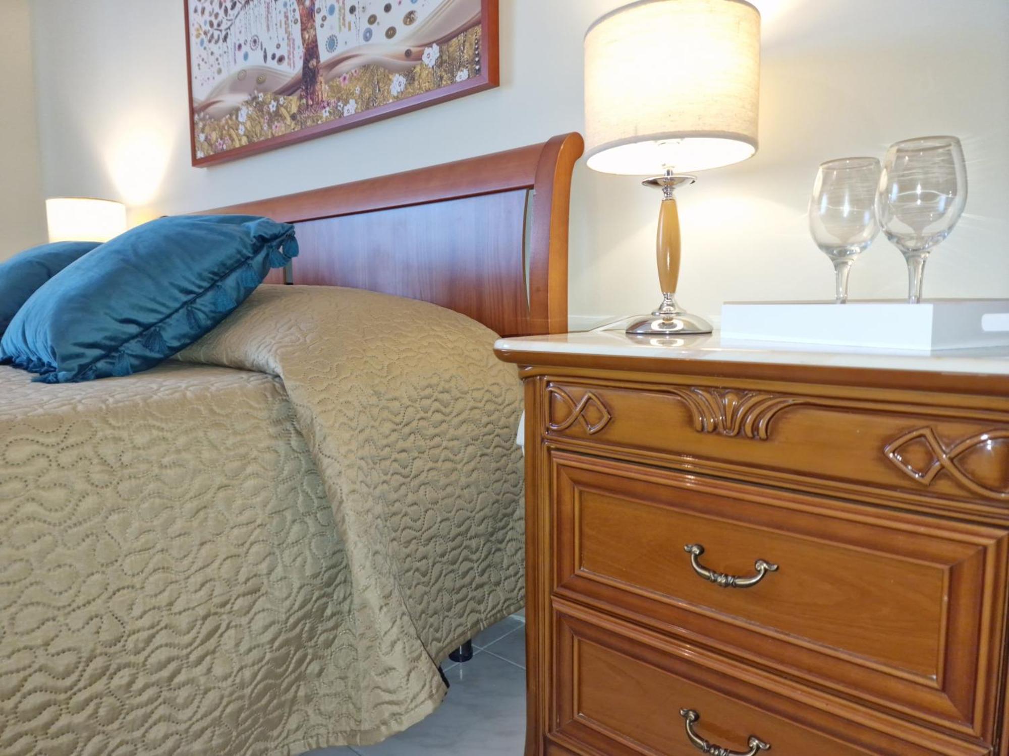 Lorenzo Guest Suite With Free Private Parking-- Cantieri Culturali Palermo Kültér fotó