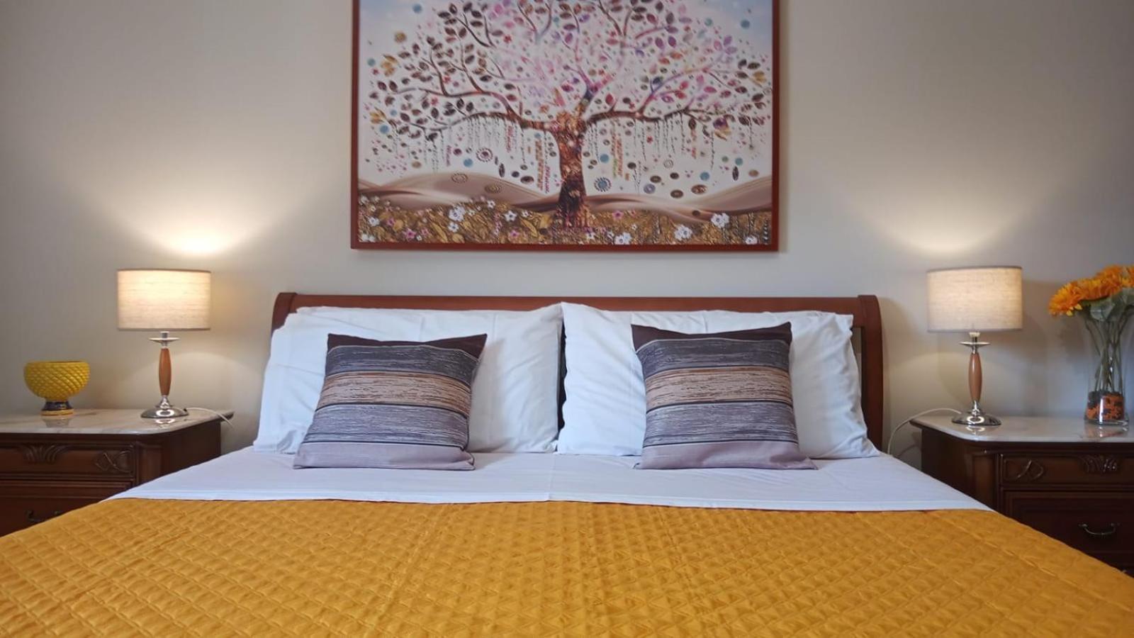 Lorenzo Guest Suite With Free Private Parking-- Cantieri Culturali Palermo Kültér fotó